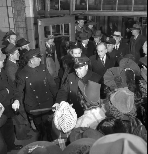 Fireball: Carole Lombard and the Mystery of Flight 3 by Robert Matzen